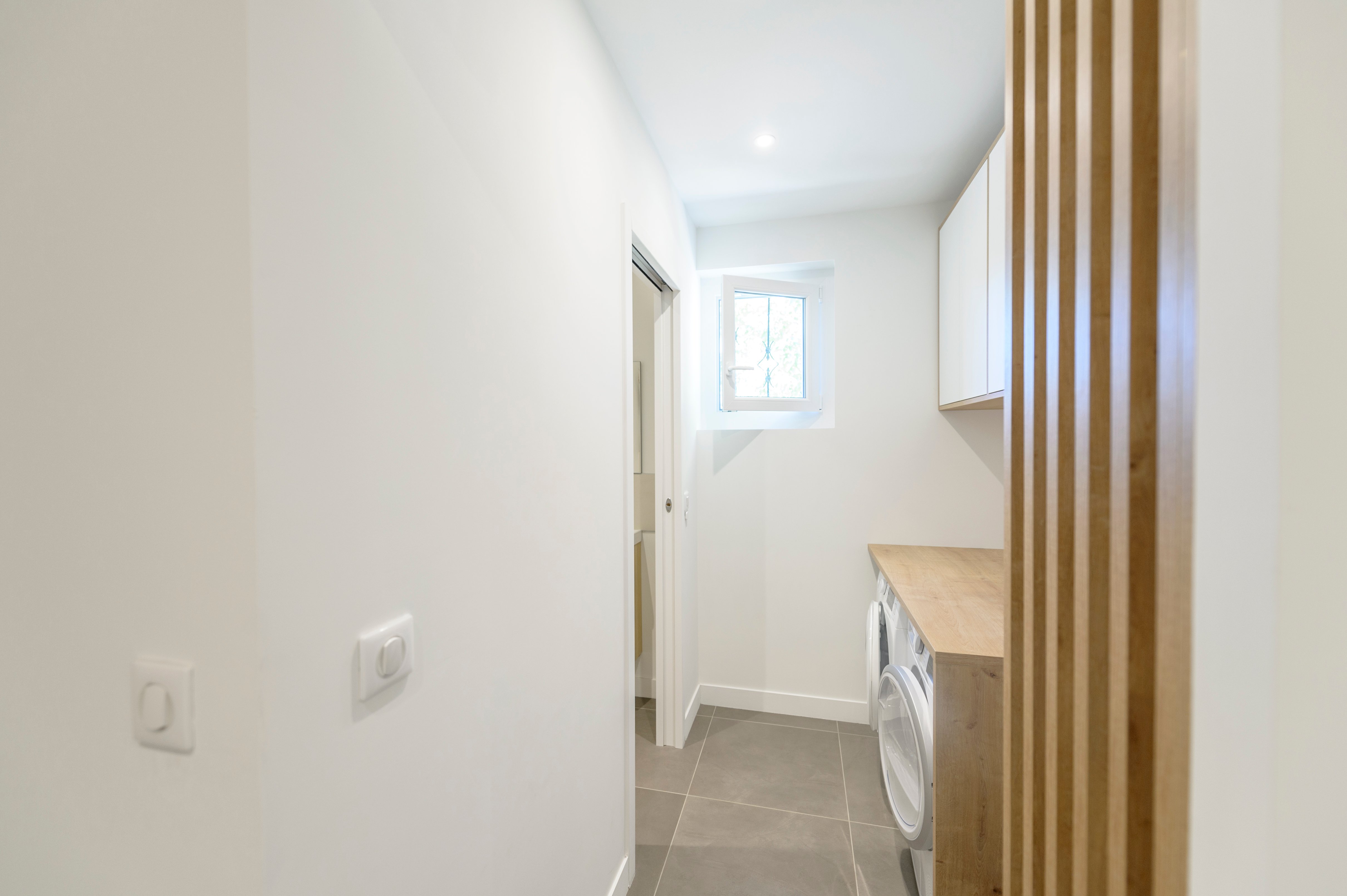 01-apres-renovation-buanderie-bois