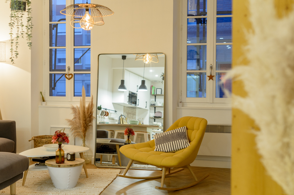 00-après-séjour-scandinave-parquet-lumineux-chaleureux