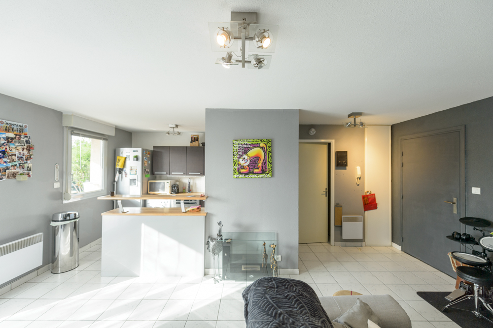 Rue Ernest Renan- AV-8
