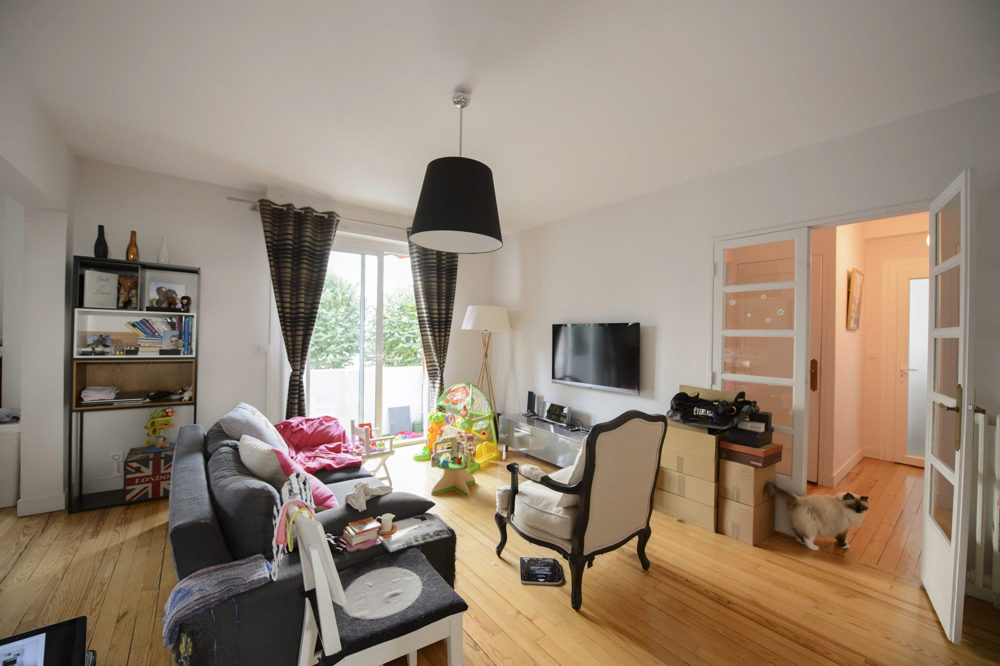 renovation-amenagement-petit-salon-scaled