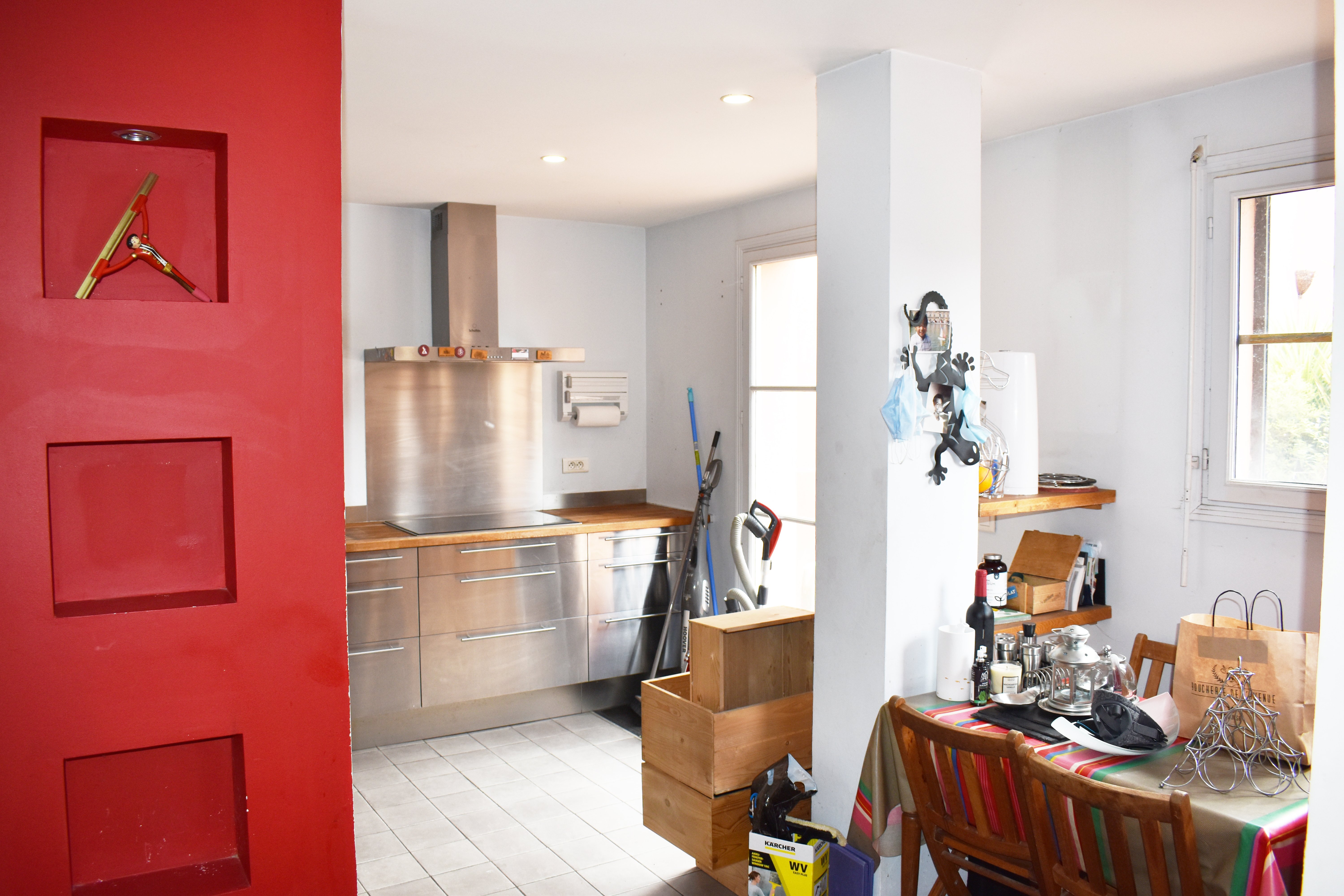 01-AVANT-RENOVATION-CUISINE-ROUGE