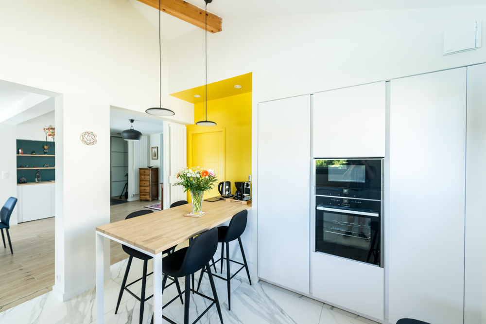 03-cuisine-jaune-blanche