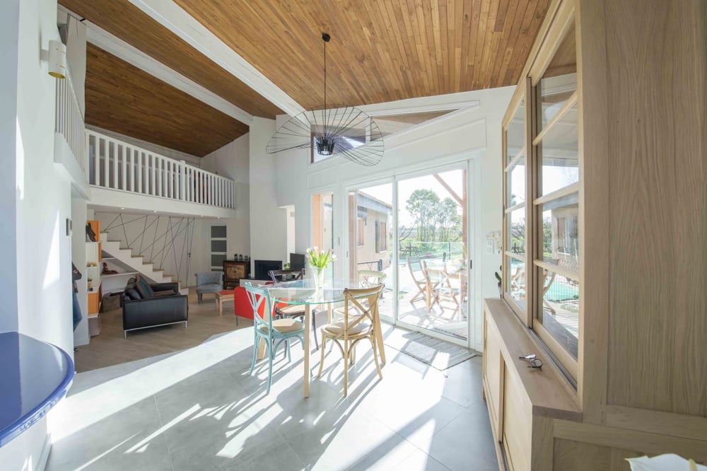 11-luminosite-travaux-projet-decoration-sejour-ouvert-scaled