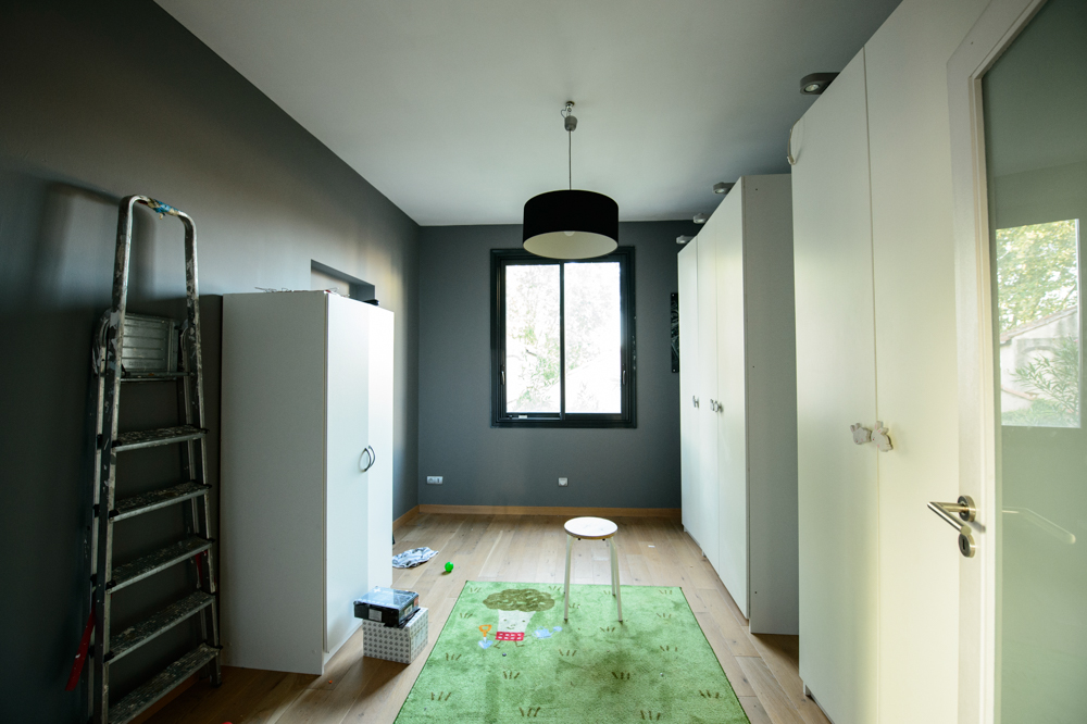 beaux-interieurs-chambre-avant-installation-tete-de-lit-et-dressing