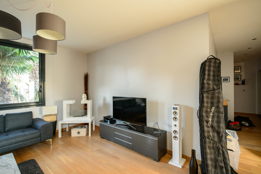 beaux-interieurs-sejour-avant-creation-meuble-de-rangement-sur-mesure