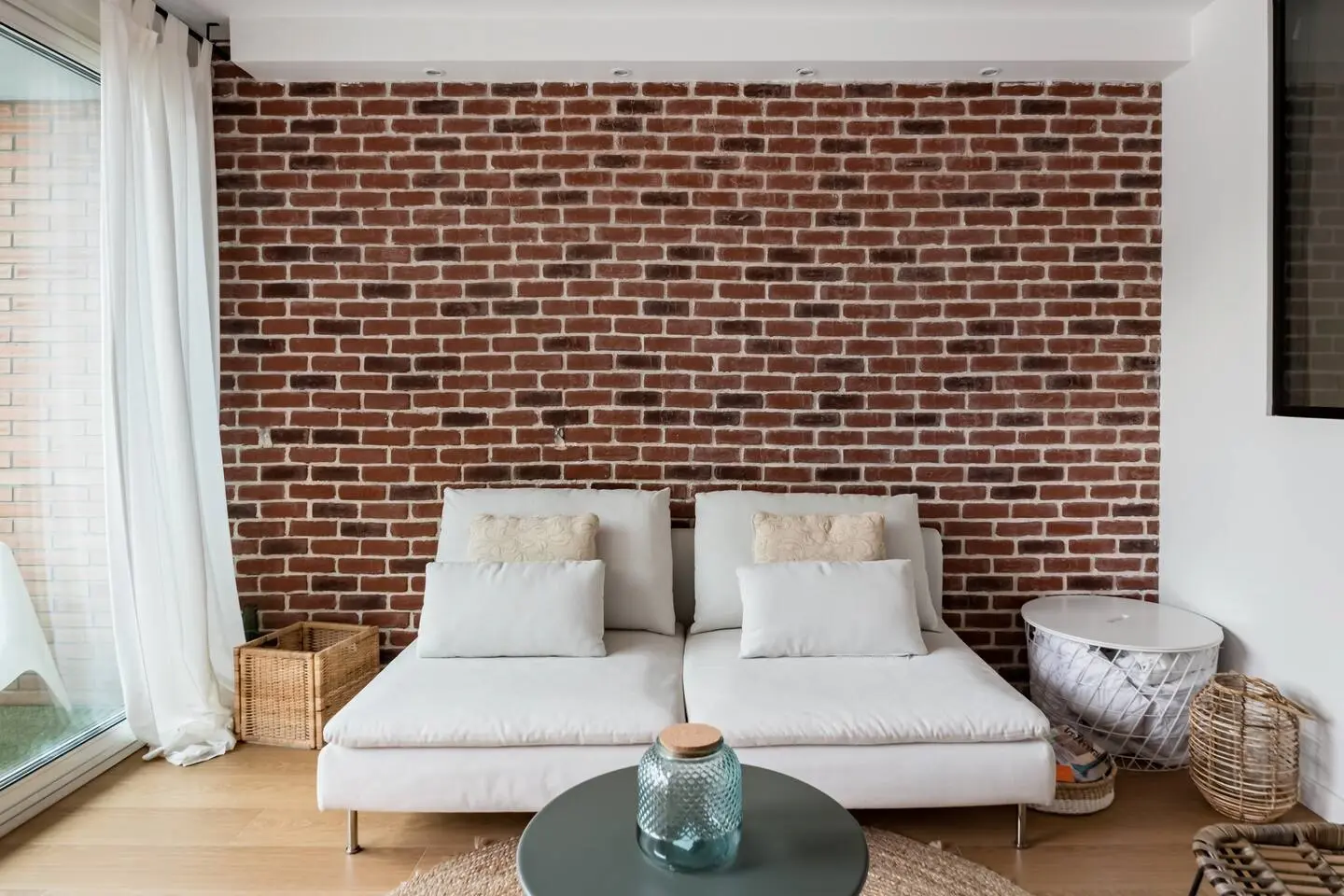 salon-renovation-parement-parquet