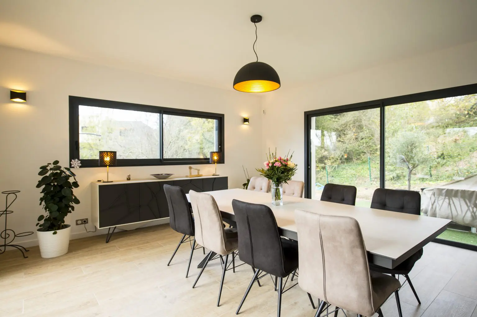 decoration-d-interieur-salle-a-manger-design-1536x1022.jpg