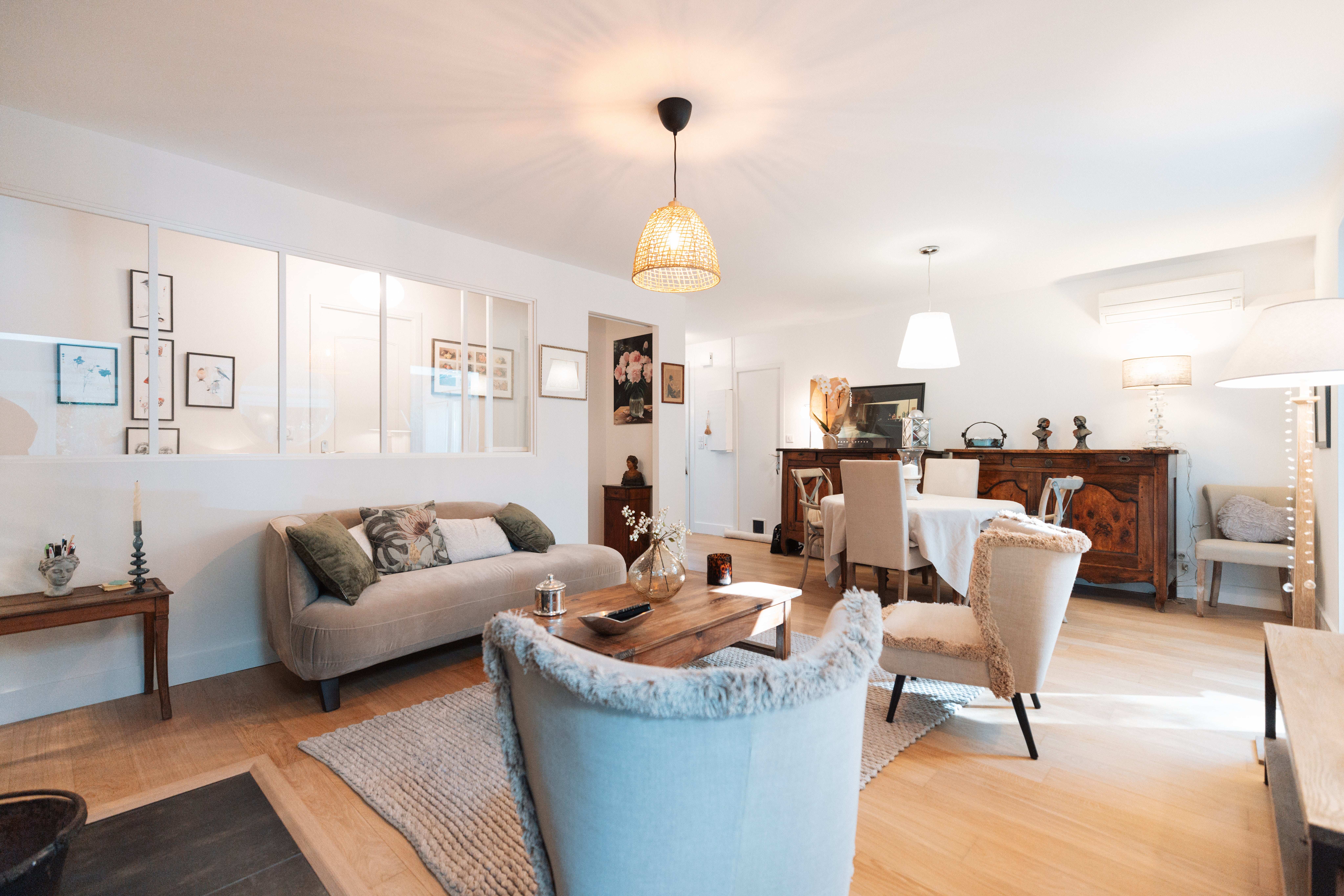 photo-après-séjour-verrière-lumière-canapé-1