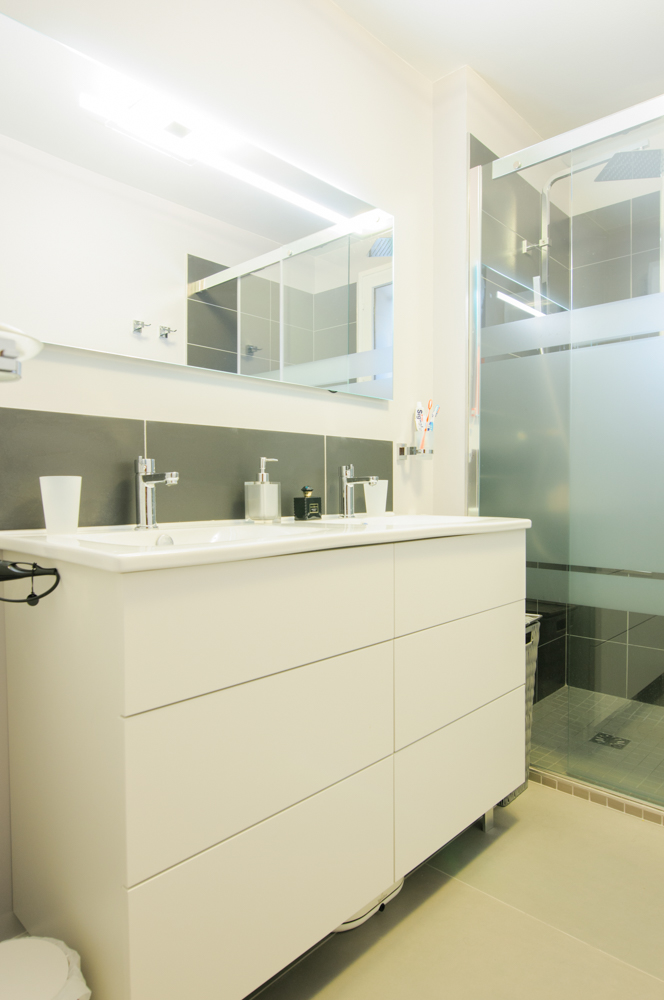 Beaux-Interieurs-salle-d-eau-meuble-vasque